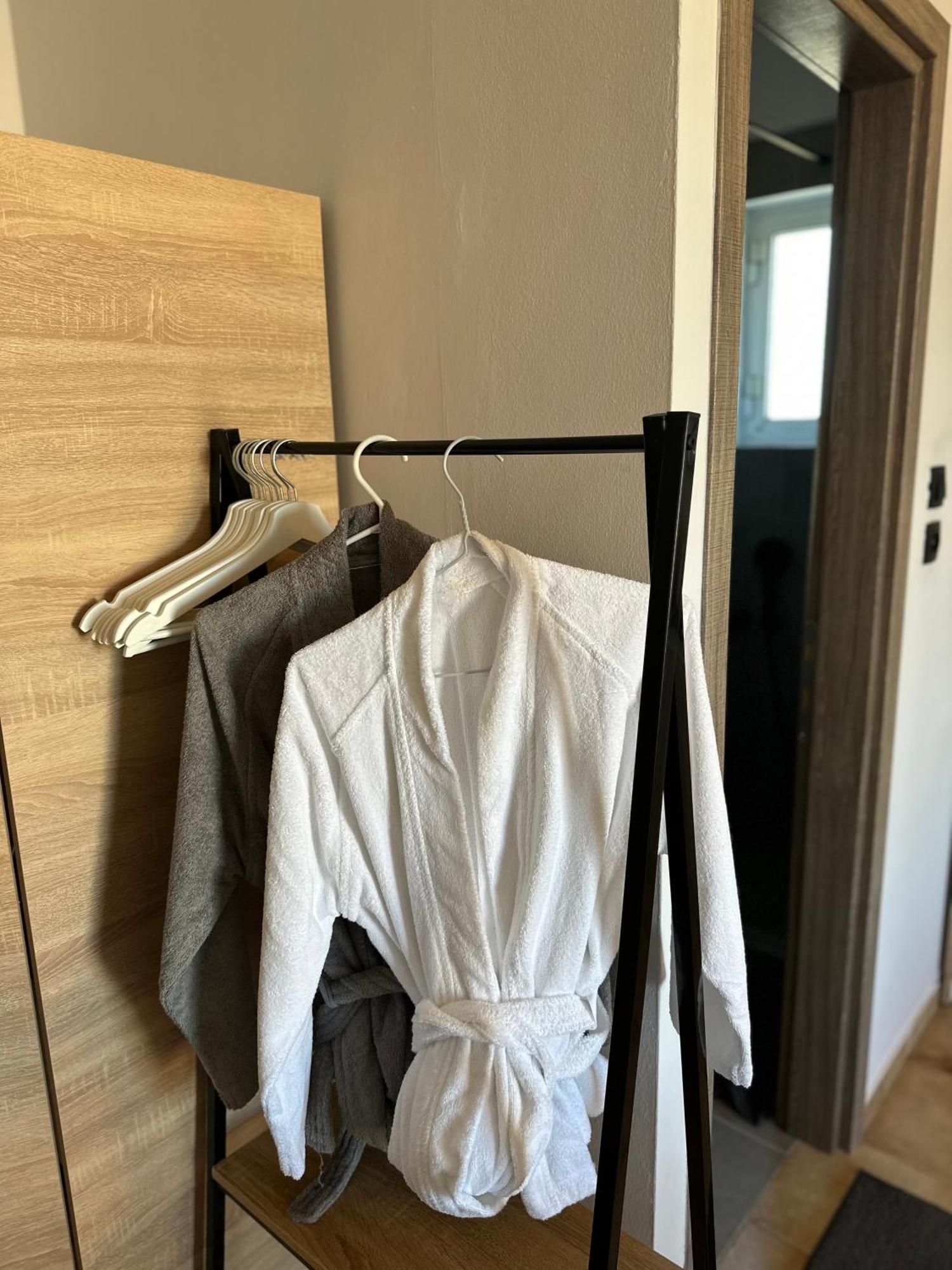 Νεάπολη Apartment Лариса Екстериор снимка