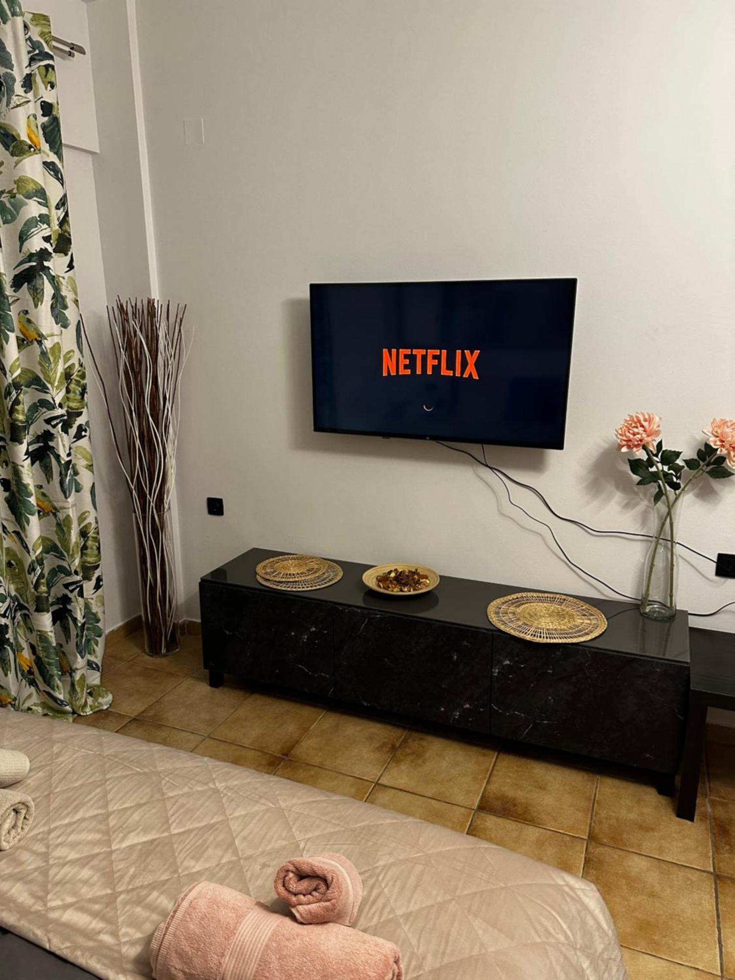 Νεάπολη Apartment Лариса Екстериор снимка